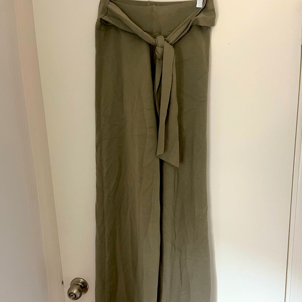 Flared green pants - never worn!